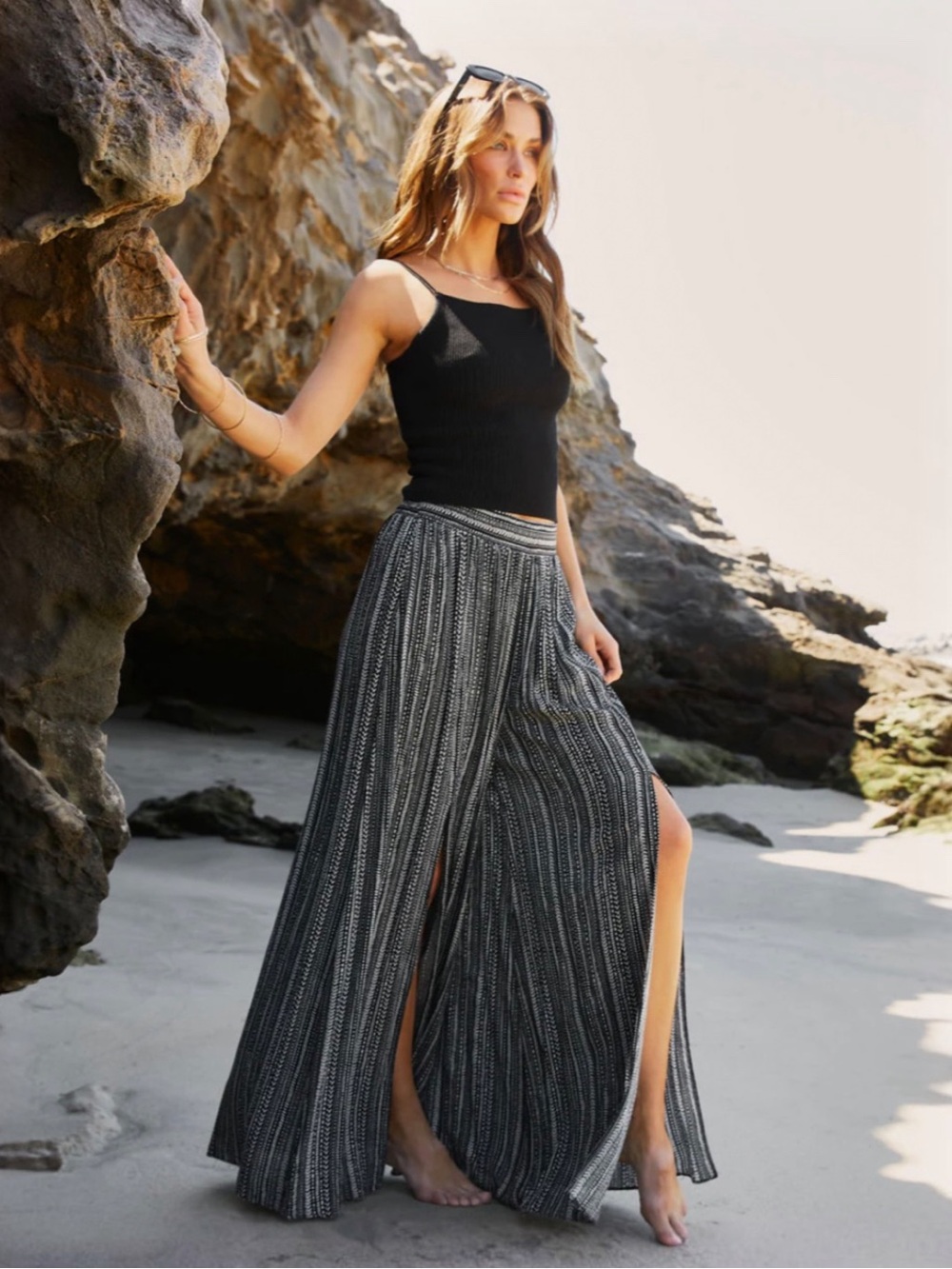 VICI Feel The Breeze Black White Rayon Front Slit Wide Leg Pants XL NWT